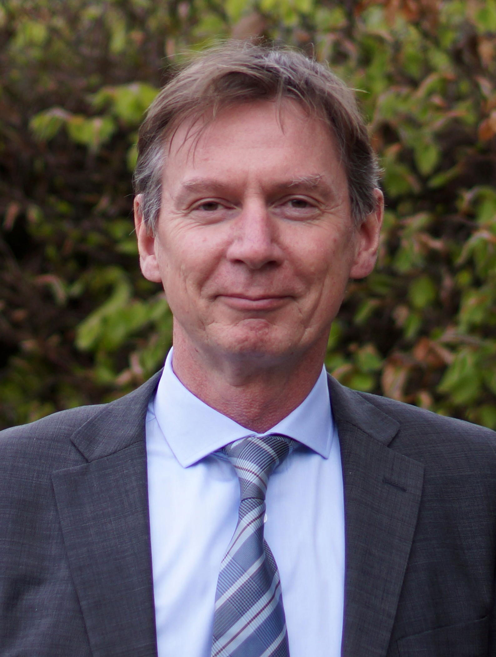 Roland van der Burgt BA